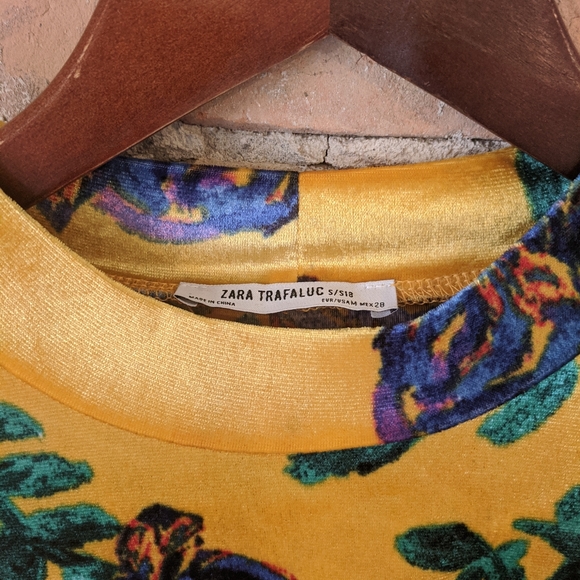 Zara Top - Picture 3 of 4